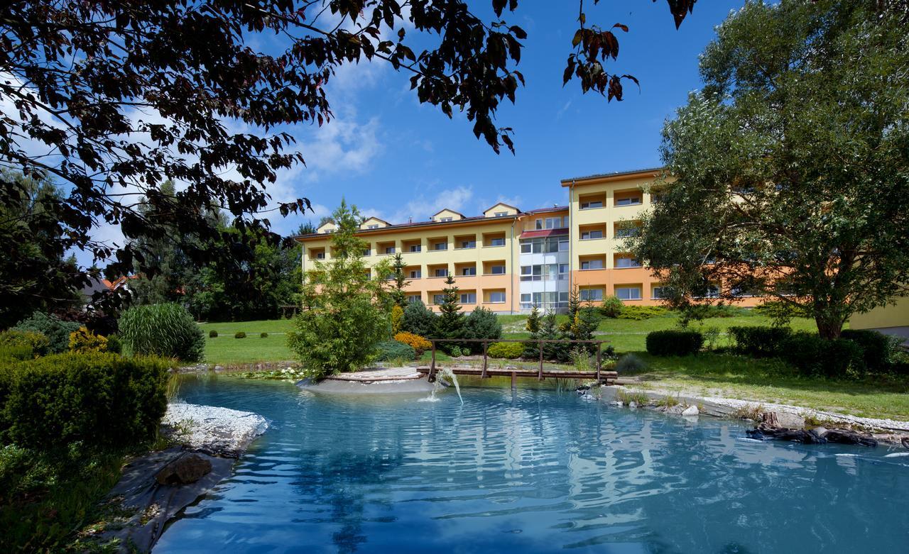 Lipno Wellness - Frymburk Hotel Private Family Room Exterior photo