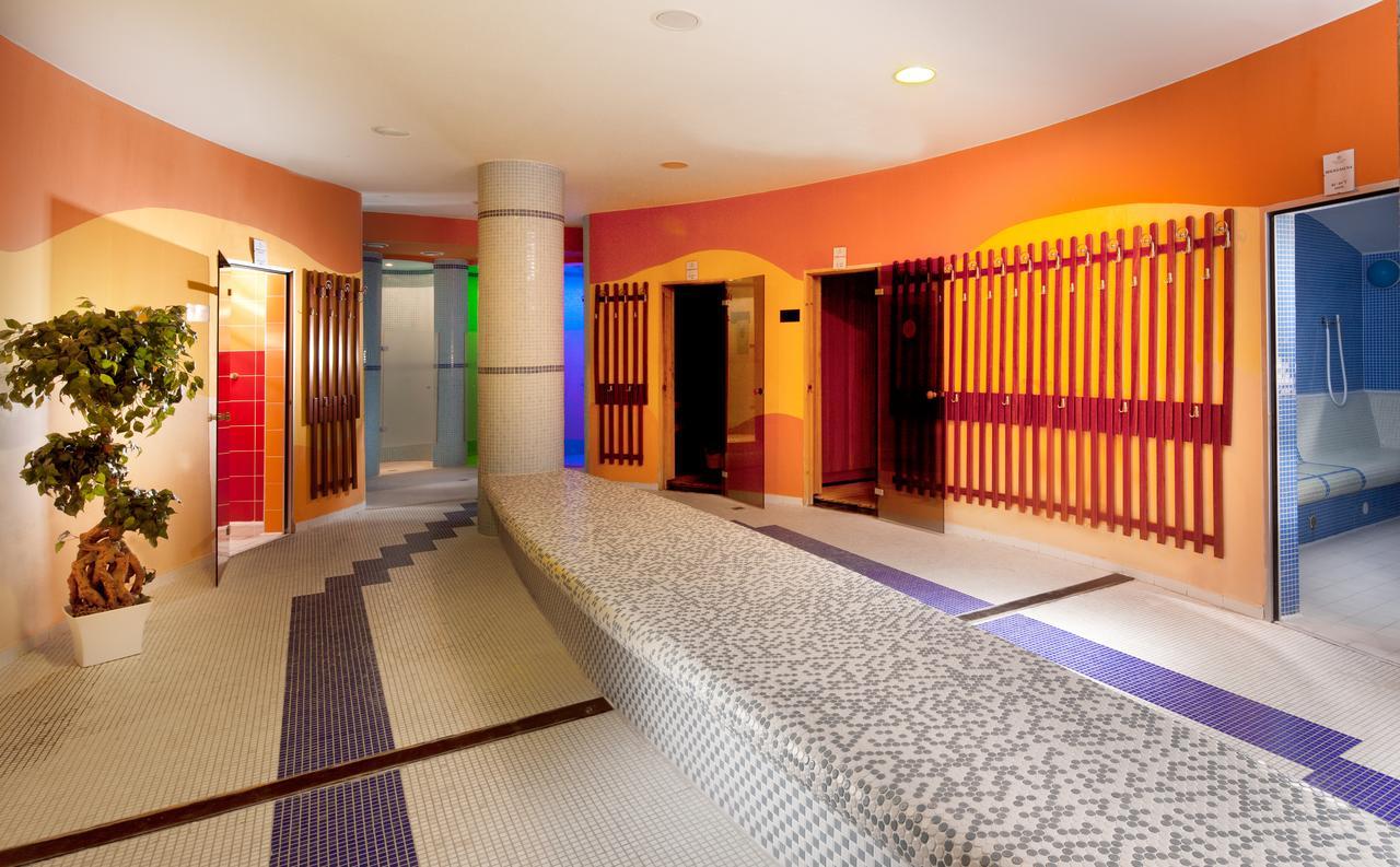 Lipno Wellness - Frymburk Hotel Private Family Room Exterior photo